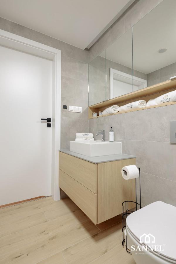 Apartament Baltic Blues Z Dostepem Do Basenow,Strefy Saun,Jacuzzi - Pinea Apartments Pobierowo - Sannel Apartments For Rent ภายนอก รูปภาพ